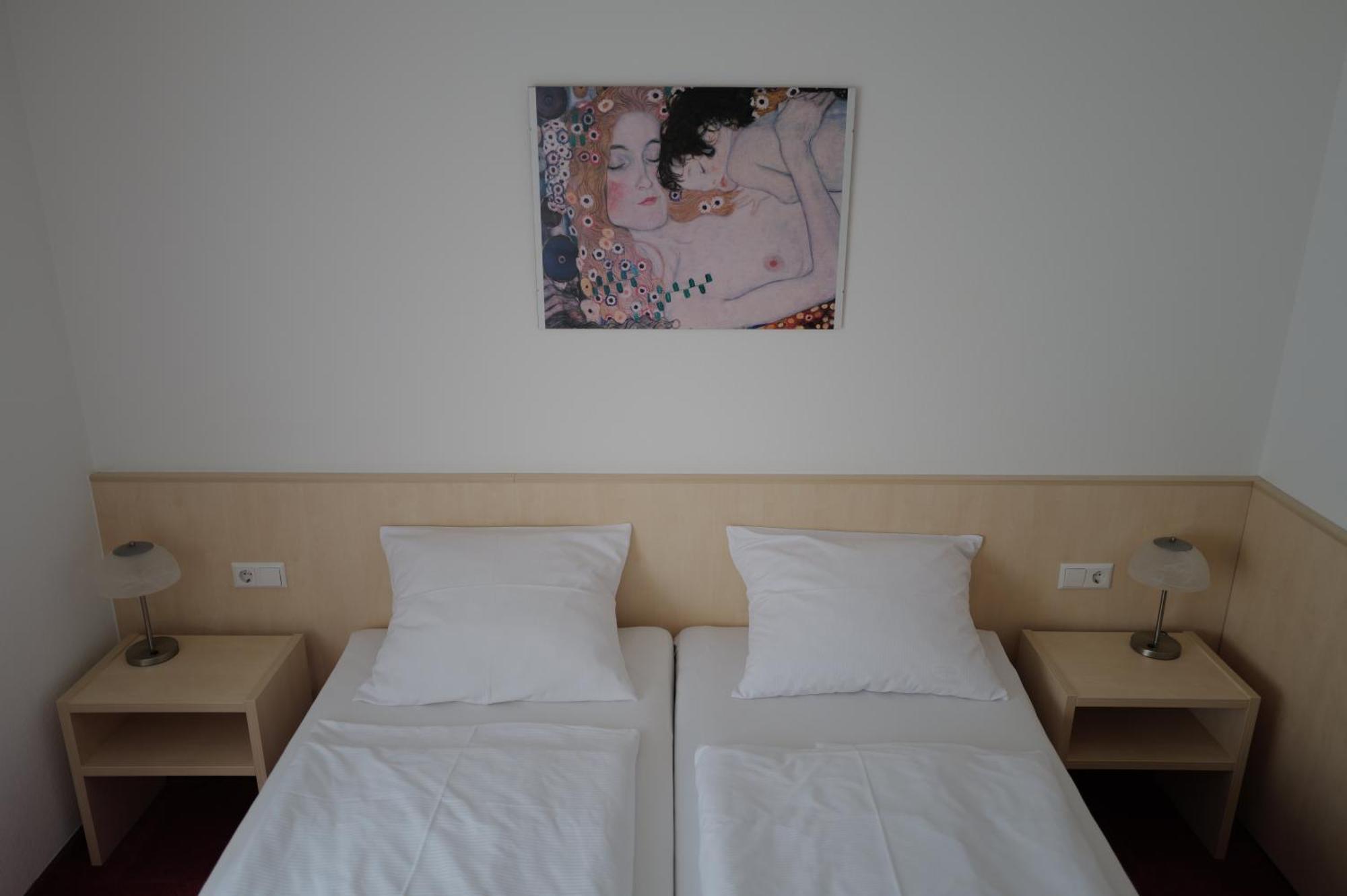 Hotel Am Bad 에즐링겐 외부 사진