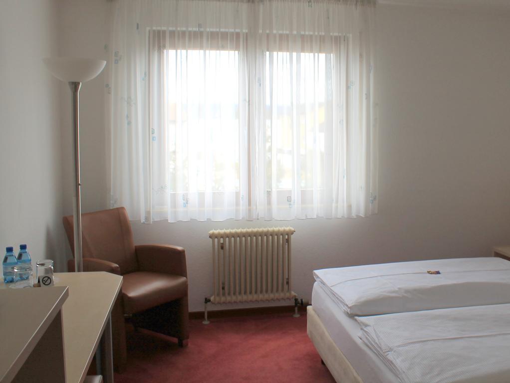 Hotel Am Bad 에즐링겐 외부 사진